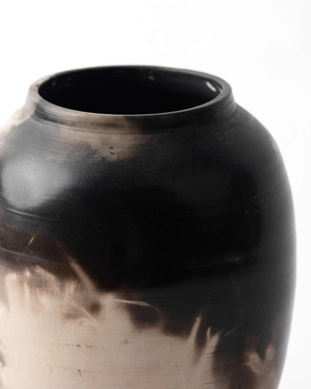 Pit fire Jar 01 - Image 6