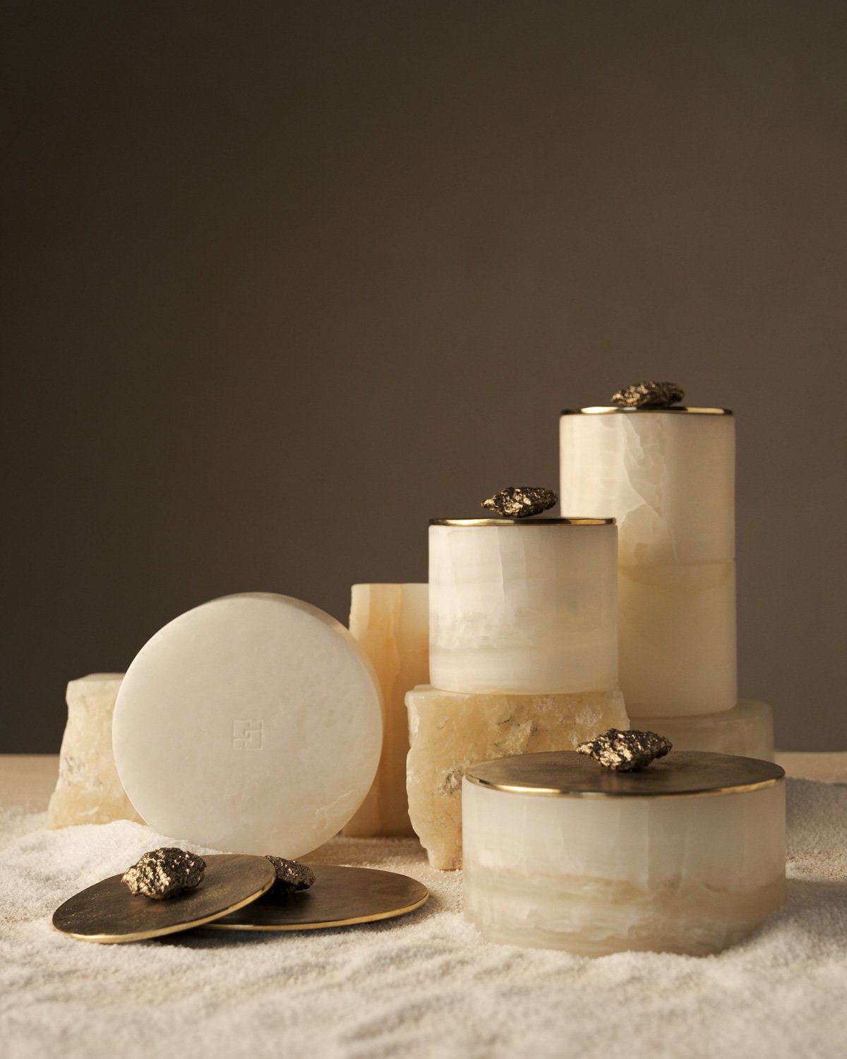 Boulder-Onyx-Box-set-02-web